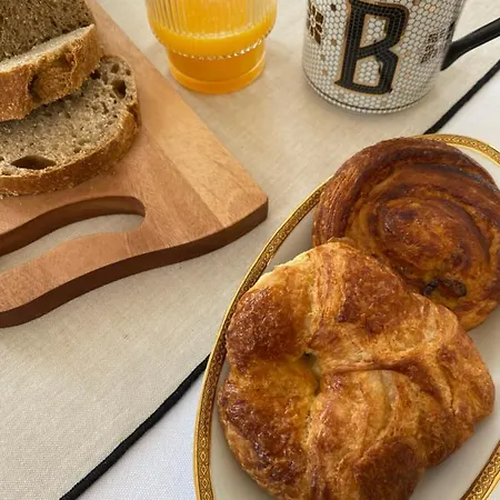 Bed & Breakfast Maison Balmelle - De Caractere