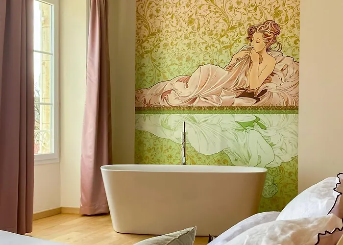 Bed and breakfast Maison Balmelle - De Caractere 4*