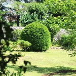 Bed & Breakfast Maison Balmelle - De Caractere 4*