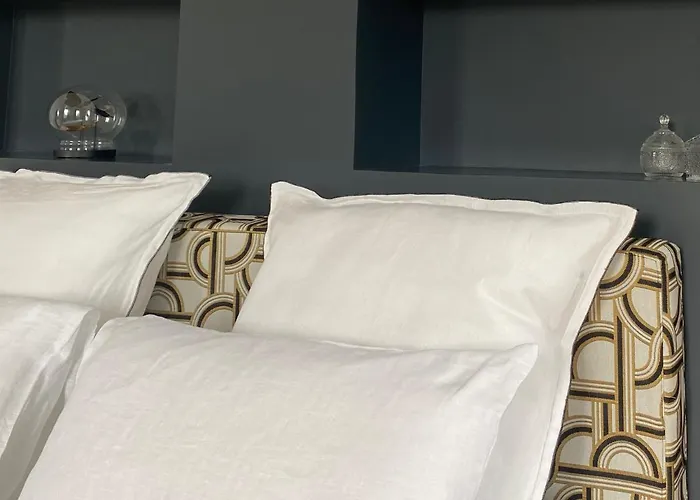 Couette-café Maison Balmelle - De Caractère 4*