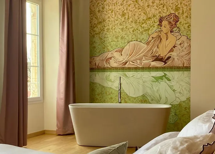 Maison Balmelle - De Caractère Couette-café 4*