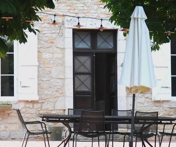 Couette-café Maison Balmelle - De Caractère 4*