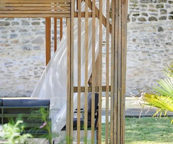 Maison Balmelle - De Caractère Couette-café